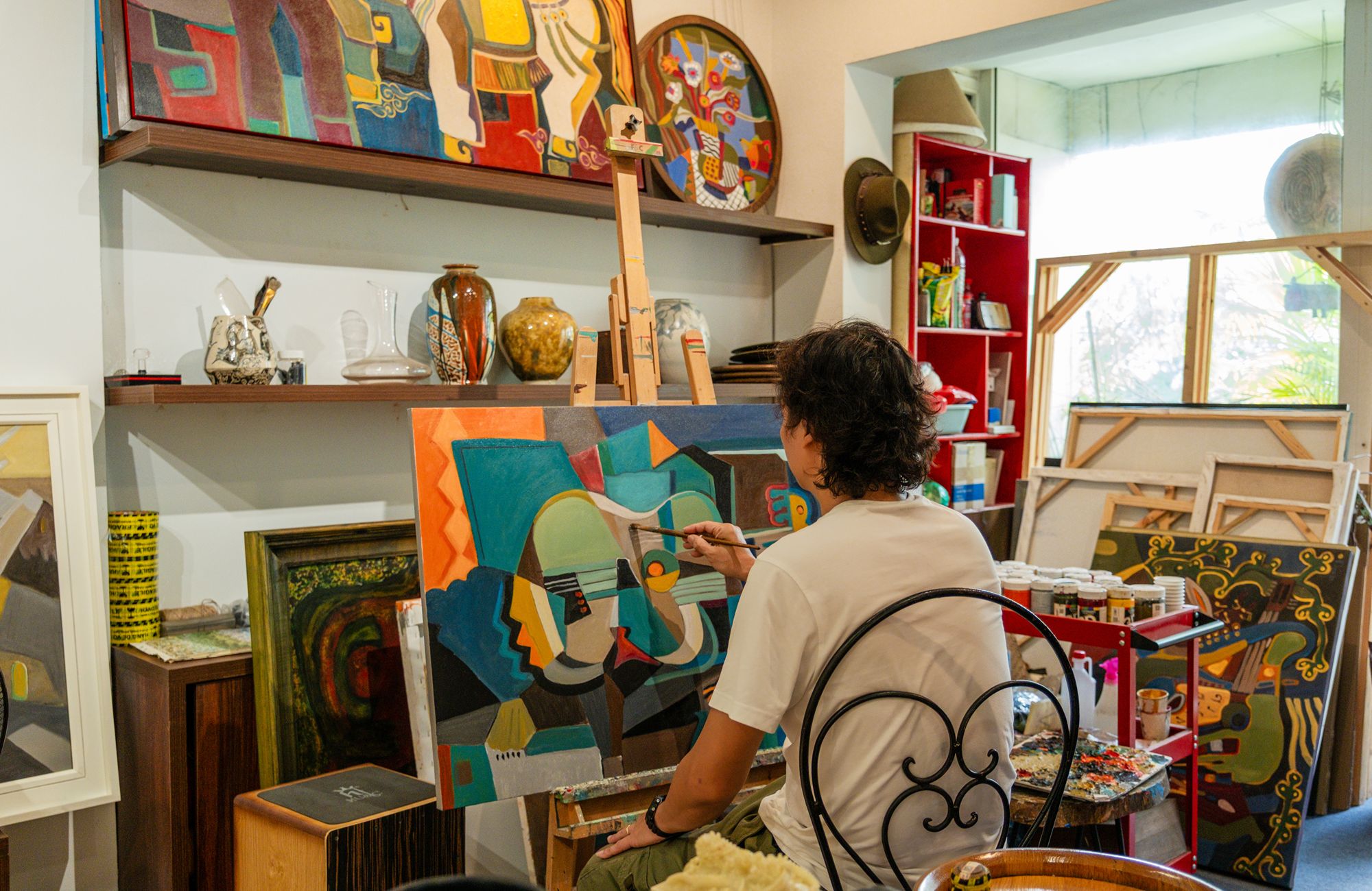 Artist Nguyen Tu: The Constant Reinvention of Art