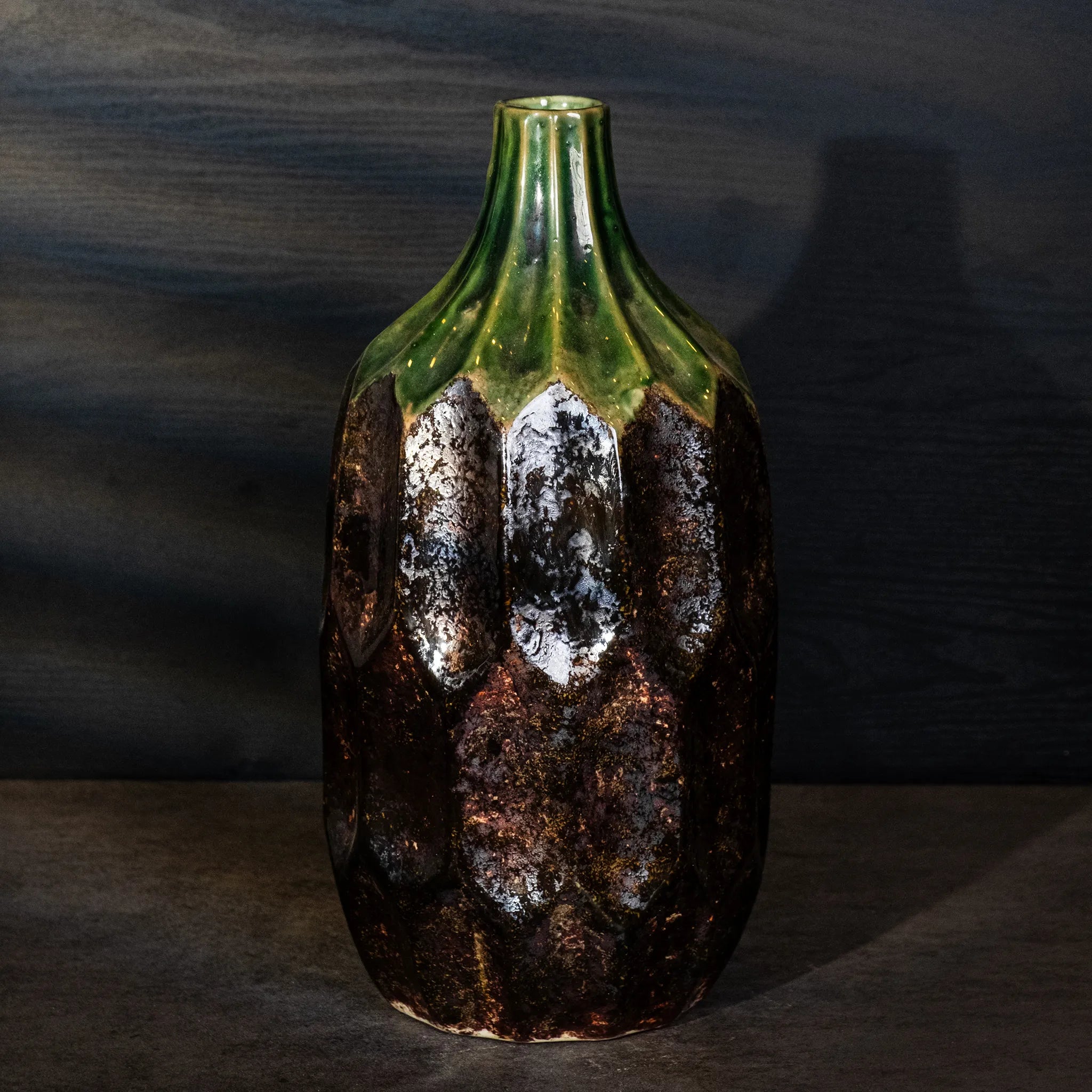 Unique Ceramic Vase - Sediment (01)